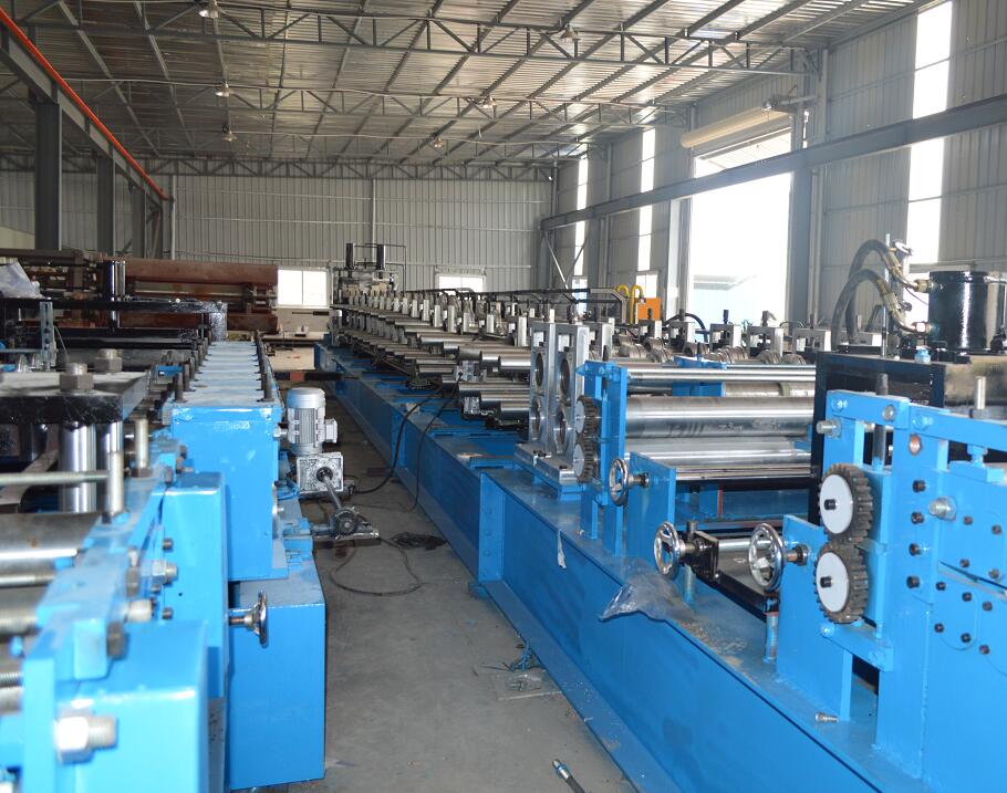 Cable tray roll forming machine