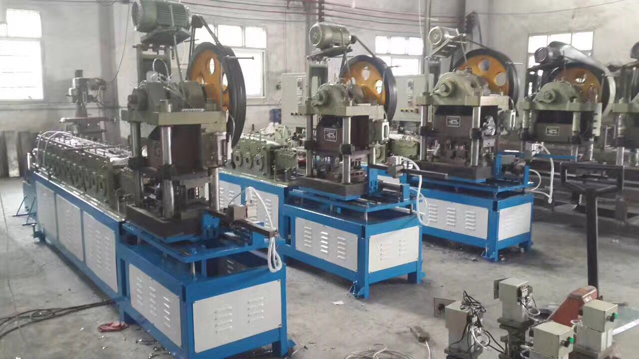 Drawer purlin roll forming machine