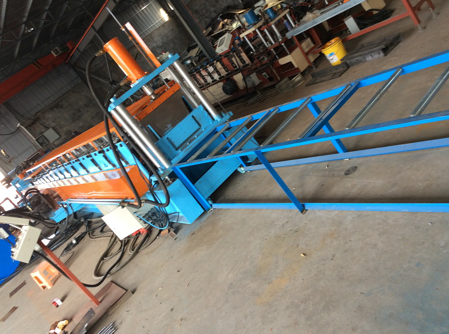Cable tray machine manufacturer
