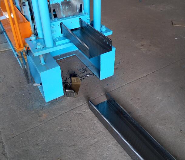 Cable tray roll forming equipment