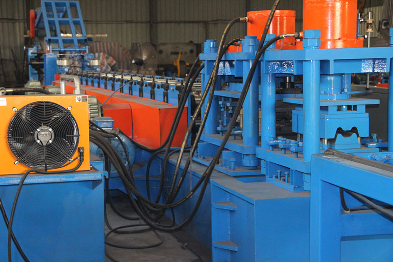Highway guard rail roll forming machine for sale