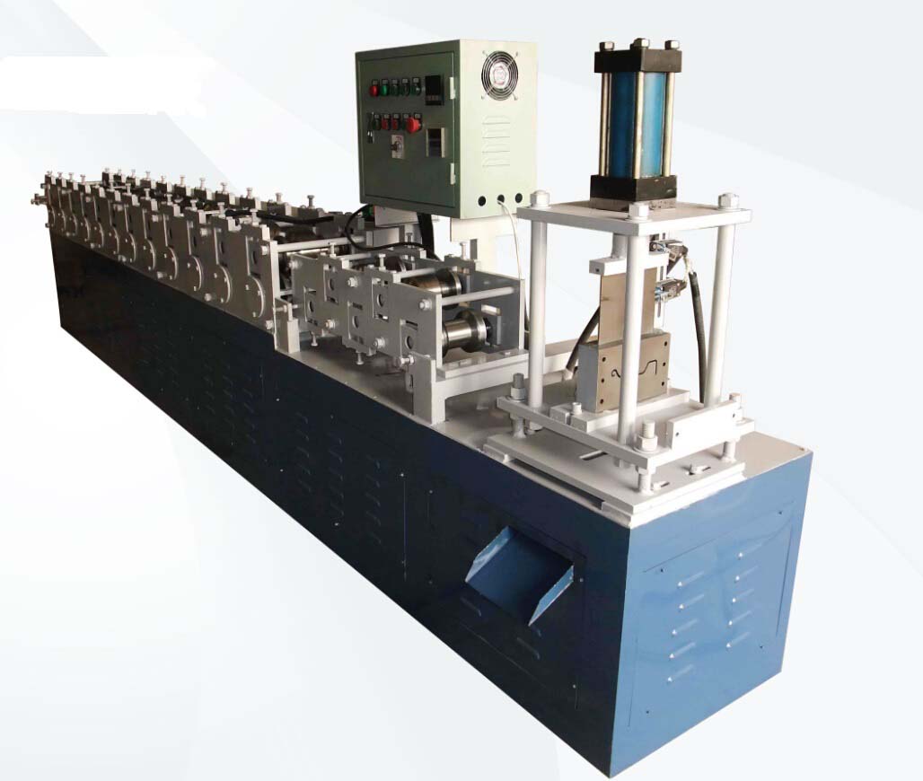 Metal shutter door roll forming machine