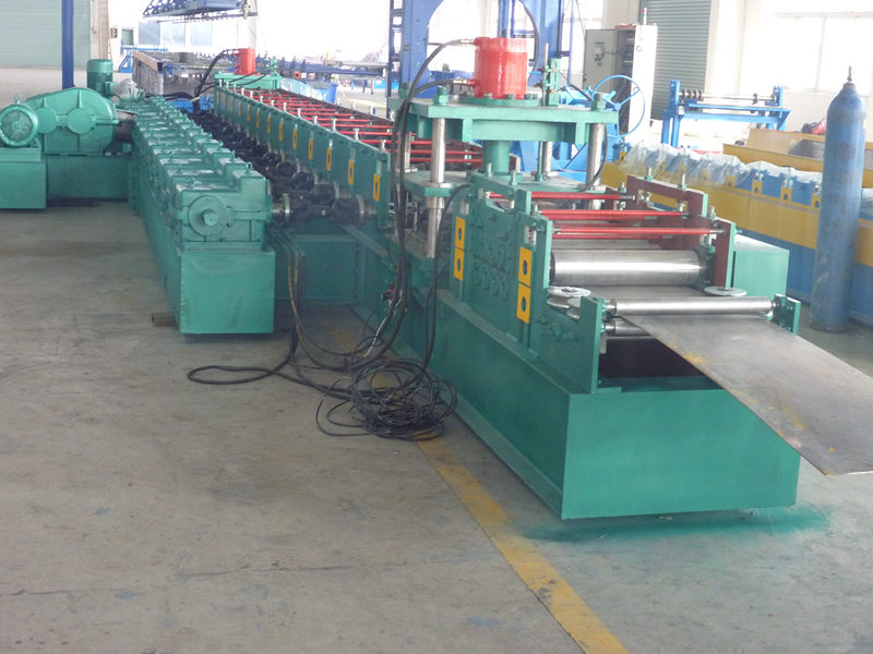 Highway guard rail roll forming machine price