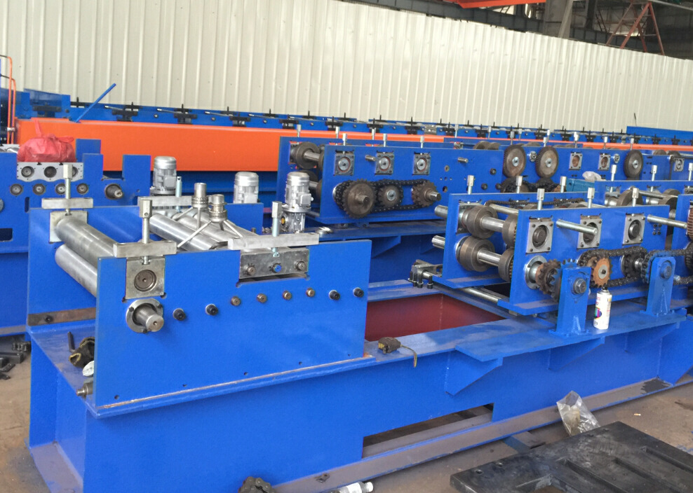 Roll forming equipment