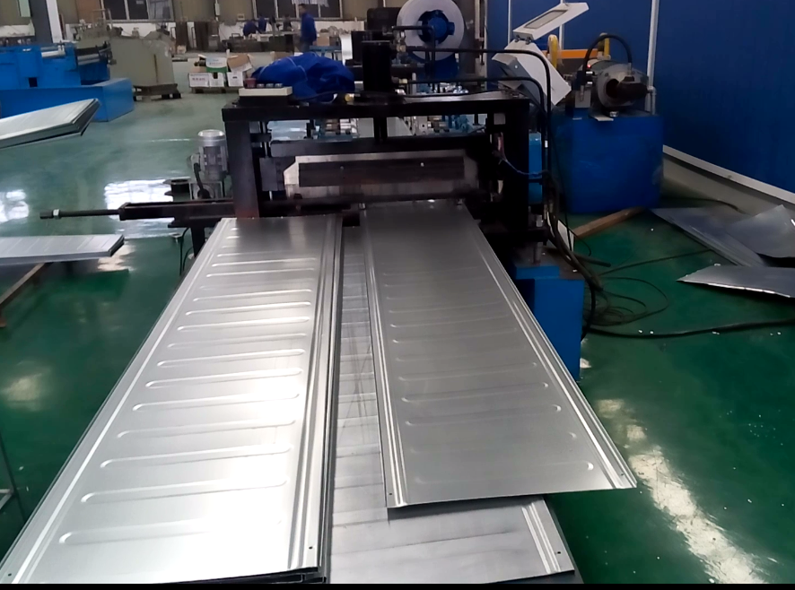 Top Panel roll forming machine